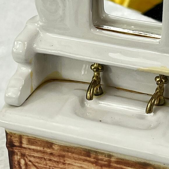 Shackman 1:12 Miniature Dollhouse Porcelain Sink with Mirror & Faucets Japan - Picture 12 of 12